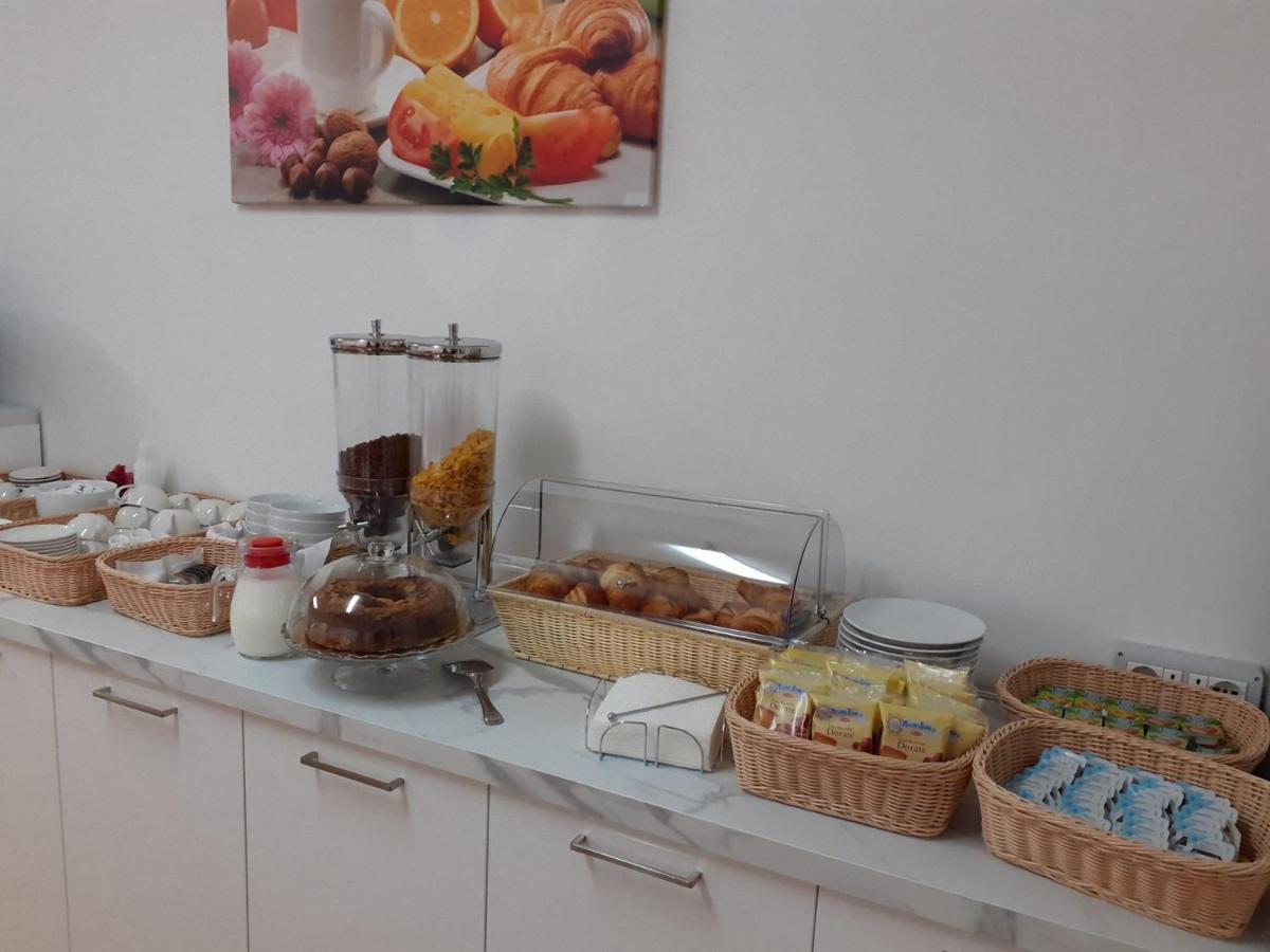 Minerva Monks Inn Рим Екстер'єр фото