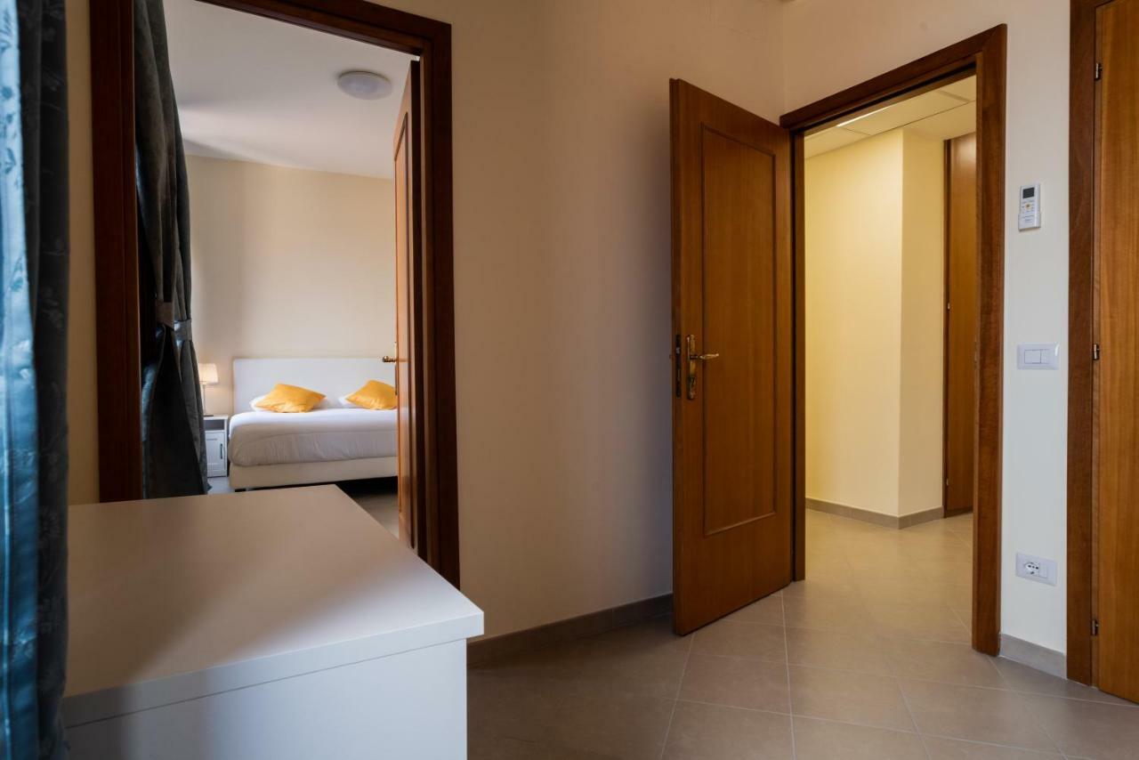 Minerva Monks Inn Рим Екстер'єр фото